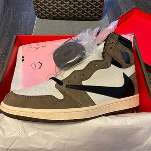 Travis Scott Retro 1 High OG Mocha
